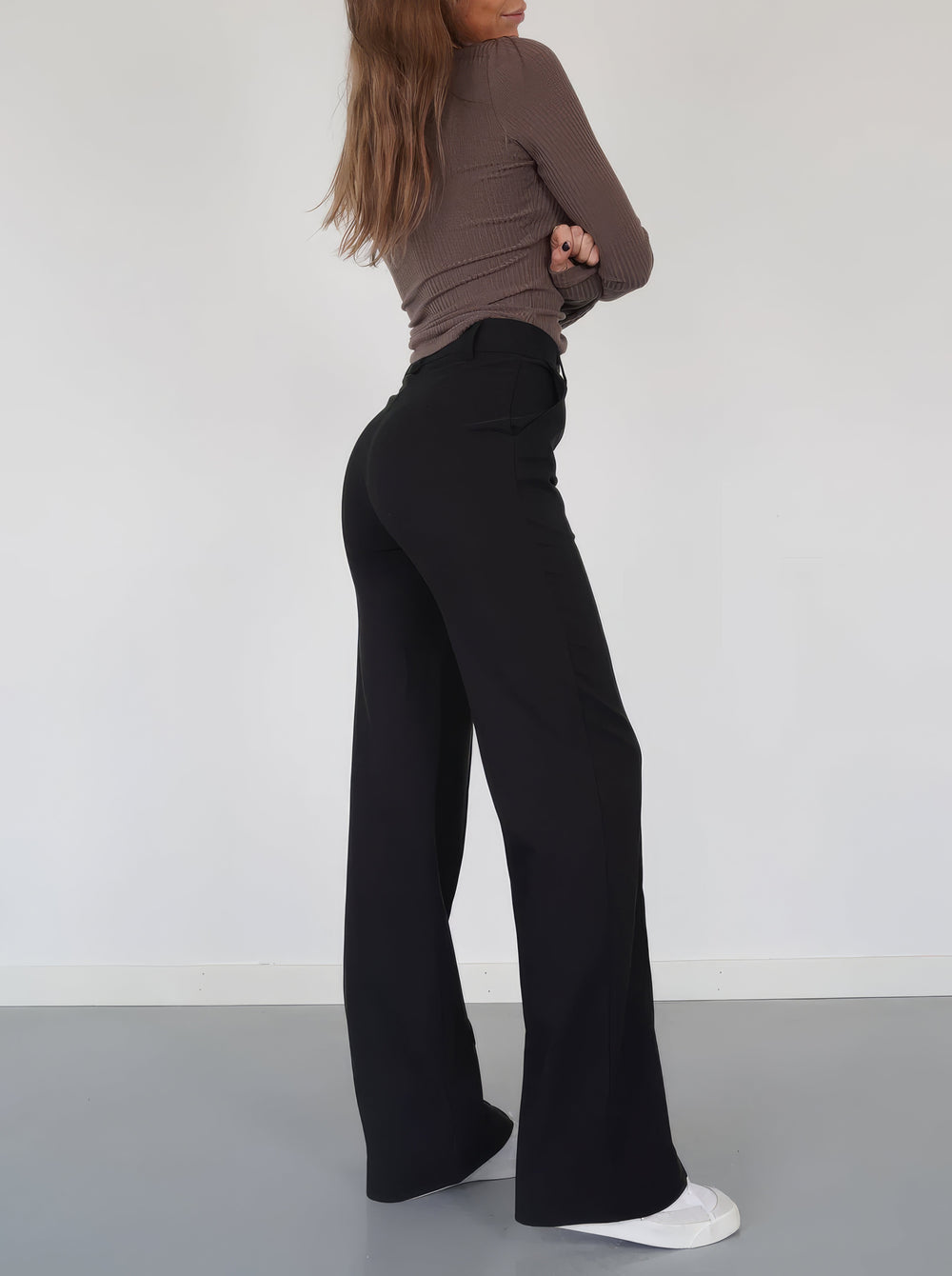 Lena - Casual Wide-Leg Trousers