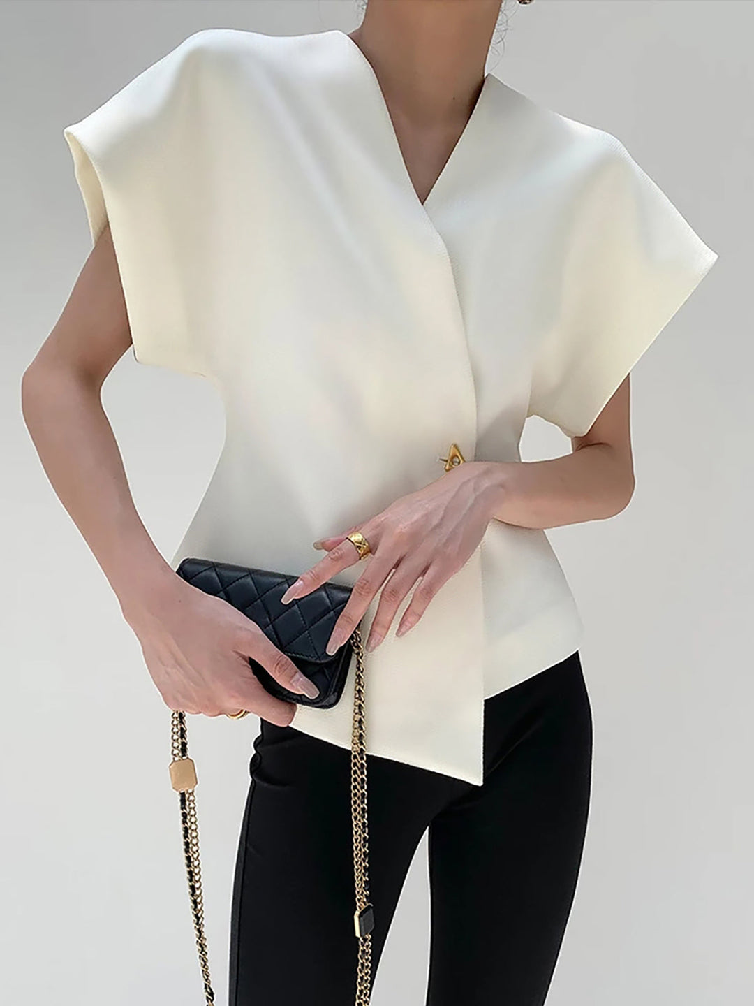 Rhenira - V-Neck Asymmetric Top