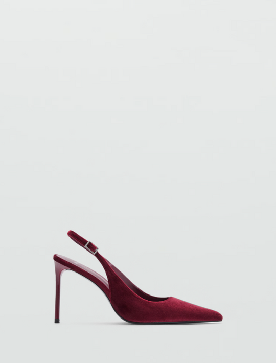 Velvet heeled shoes