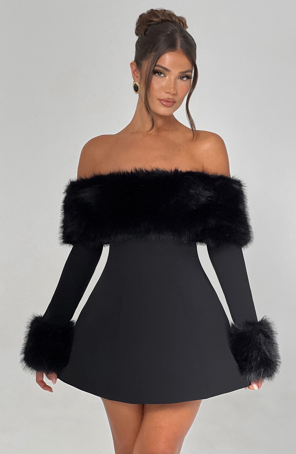 Venyra - Off-Shoulder Fur Sleeve Mini Dress